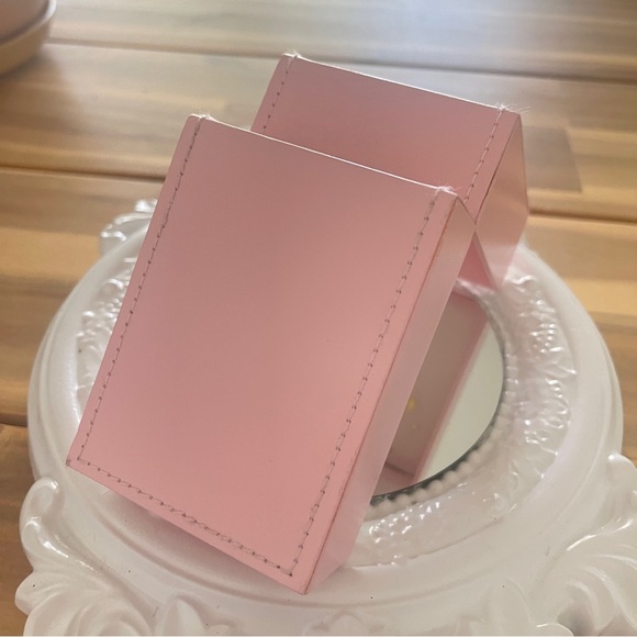 Sanrio Japan - watch/bracelet/jewelry box - box and cushion only** - Picture 4 of 5